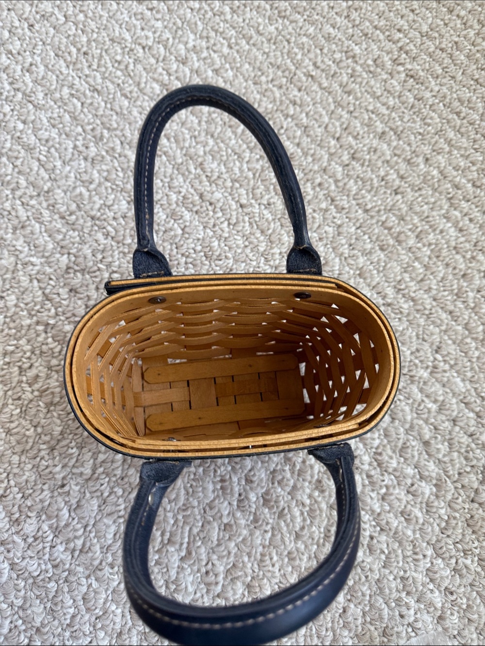 Longaberger 2005 Edition Renewal Basket (Mini Purse) Collectors Club - Picture 14 of 16